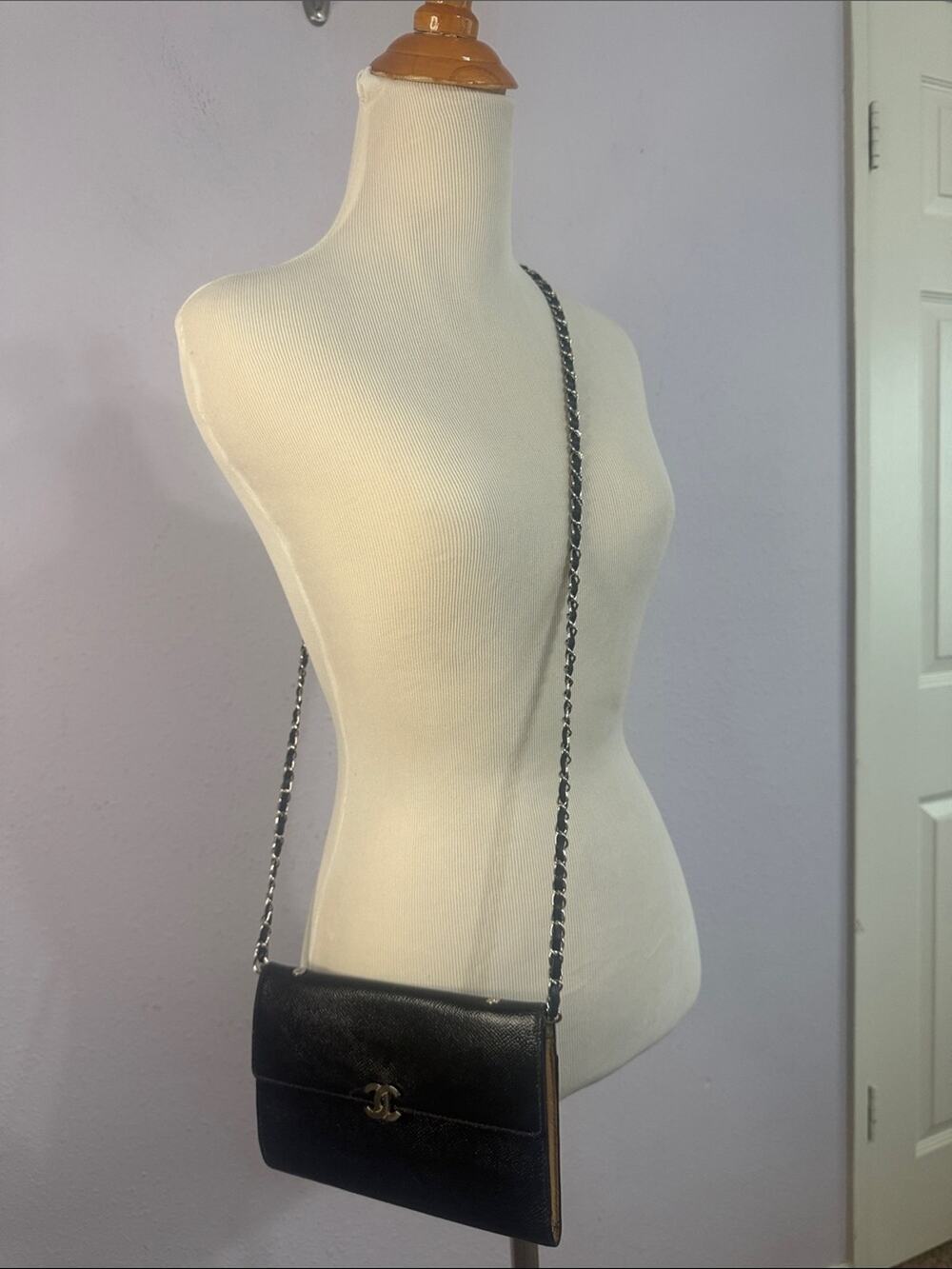 Vintage Chanel Women Black CC Flap Wallet on Chain